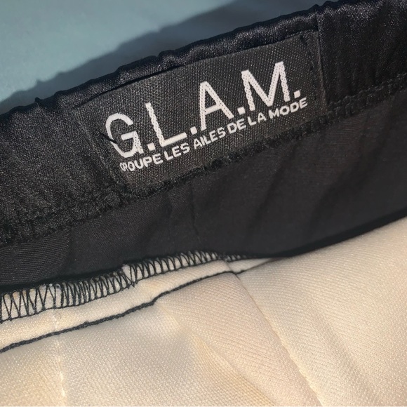 Mini Dress with Pockets - Picture 4 of 4